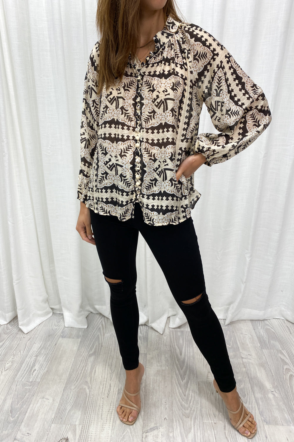 Crinkle Estelle Blouse - Black Geometric