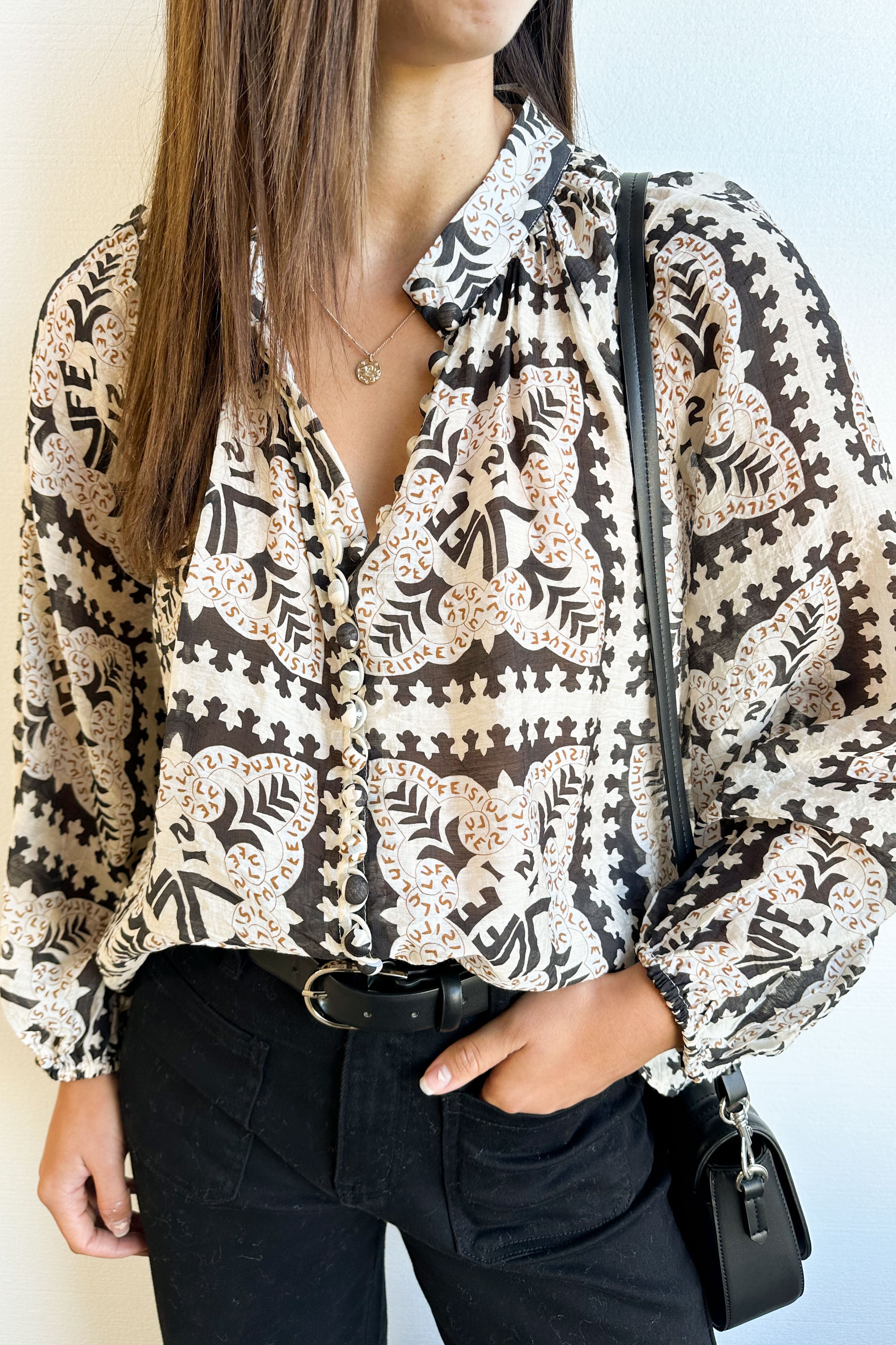 Crinkle Estelle Blouse - Black Geometric