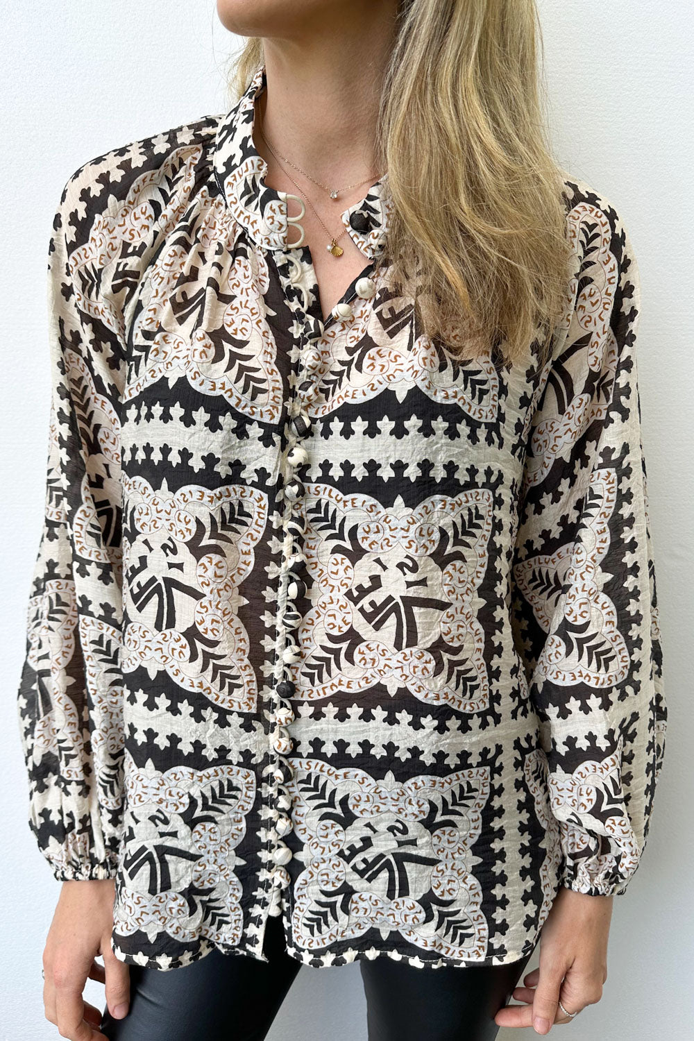 Crinkle Estelle Blouse - Black Geometric